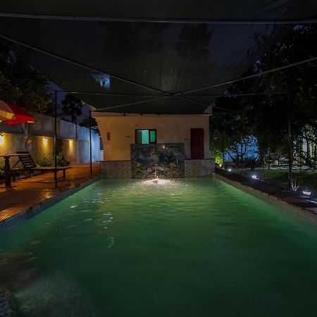Ntr Garden Hotell Auroville Exteriör bild