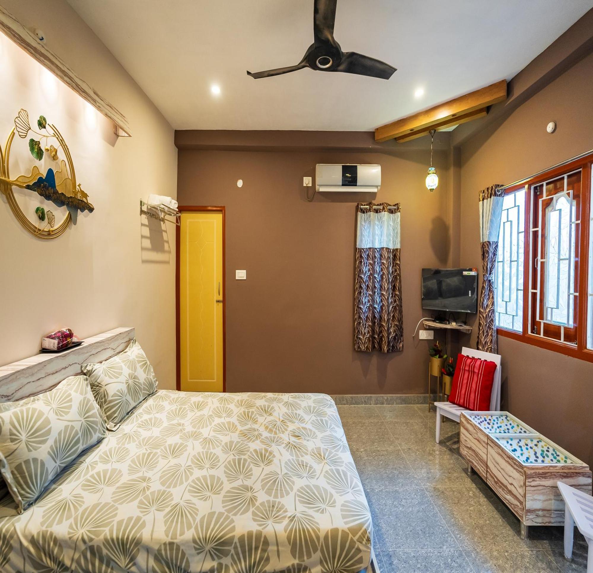 Ntr Garden Hotell Auroville Exteriör bild