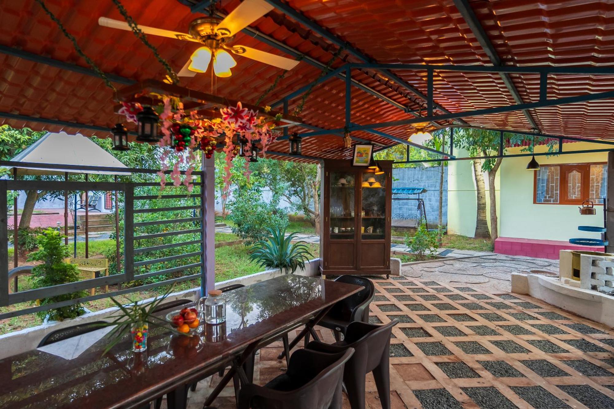 Ntr Garden Hotell Auroville Exteriör bild