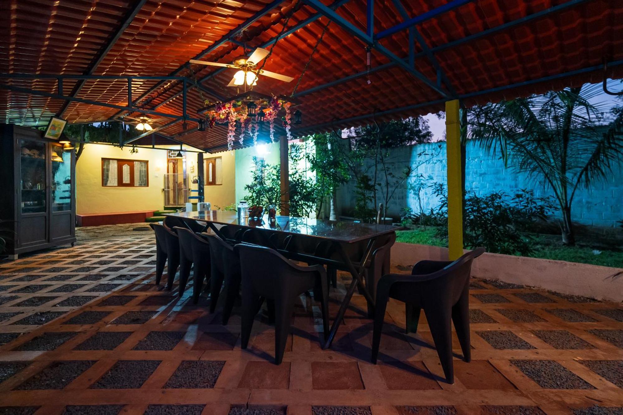 Ntr Garden Hotell Auroville Exteriör bild